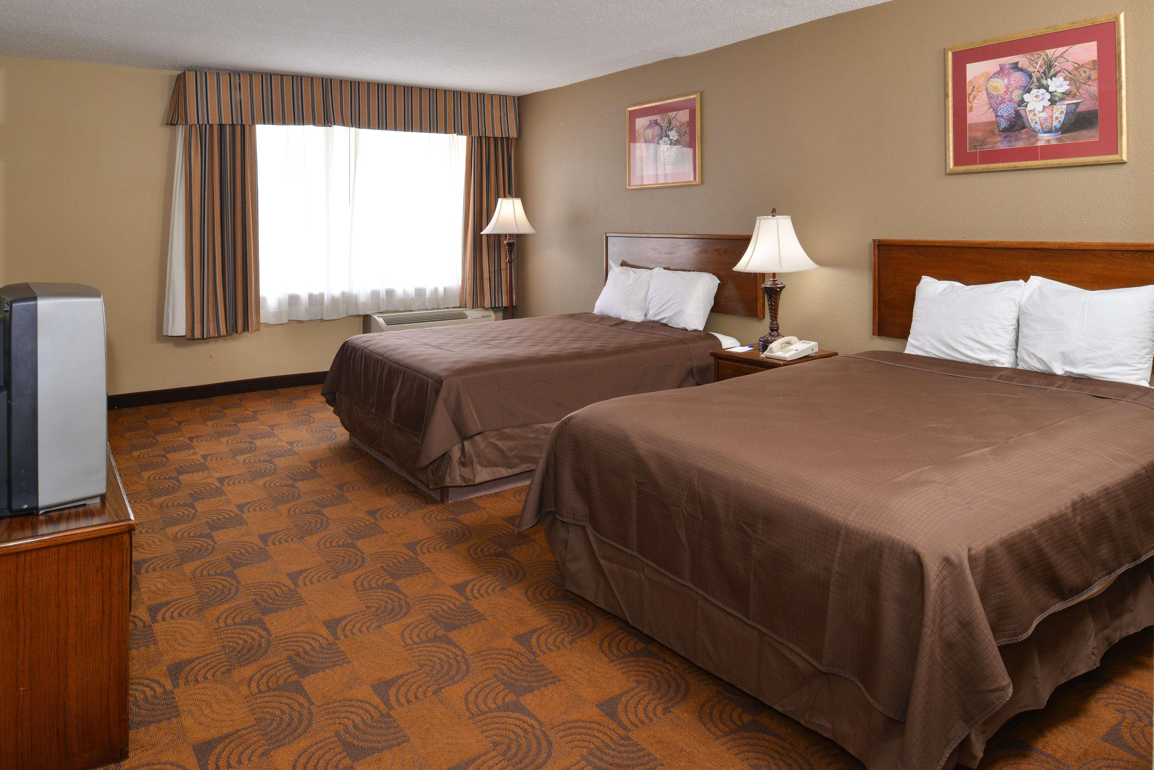Pullman Sao Paulo Ibirapuera Hotel Exterior photo A typical room at the Best Western