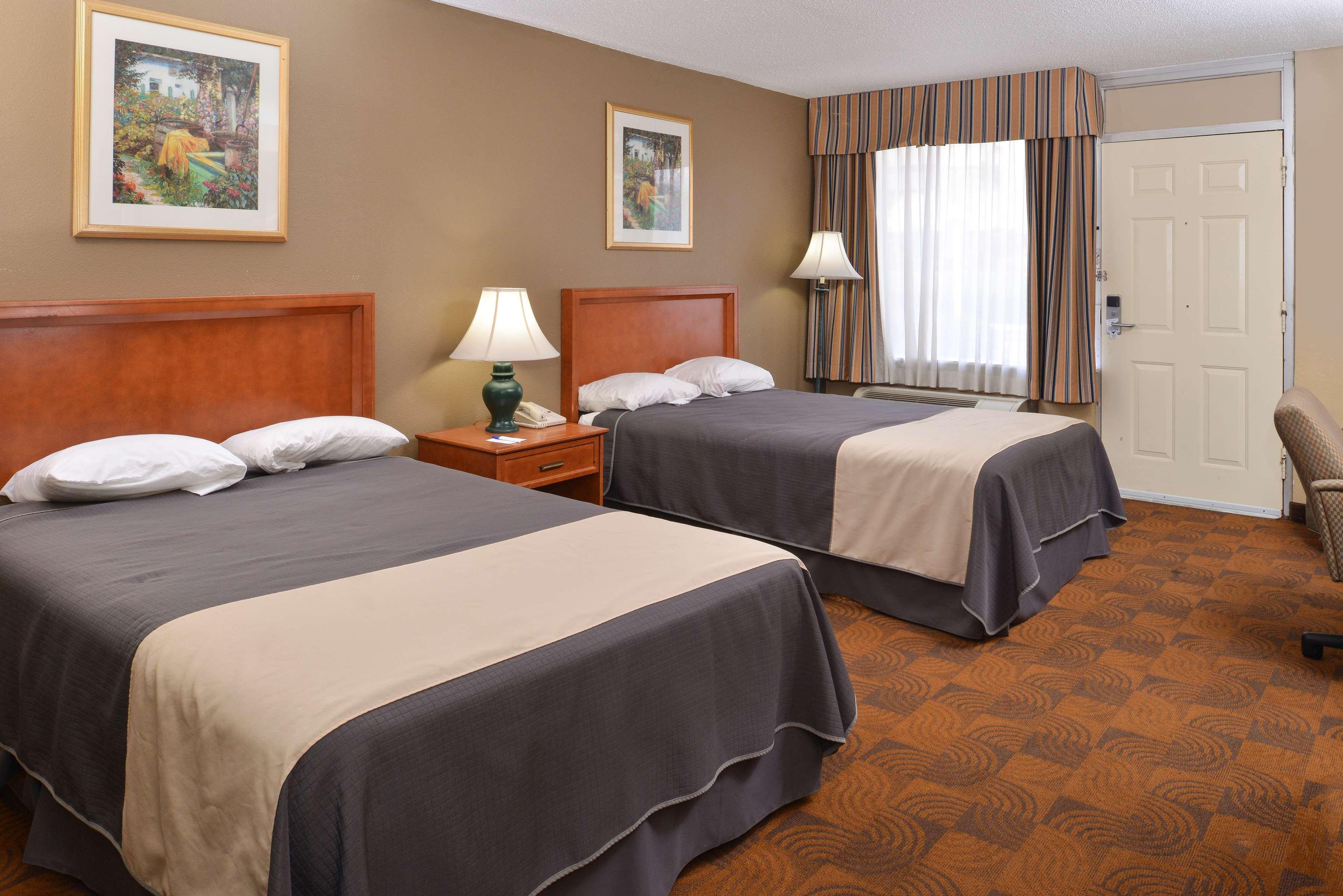 Pullman Sao Paulo Ibirapuera Hotel Exterior photo A typical room at the Best Western Premier Collection