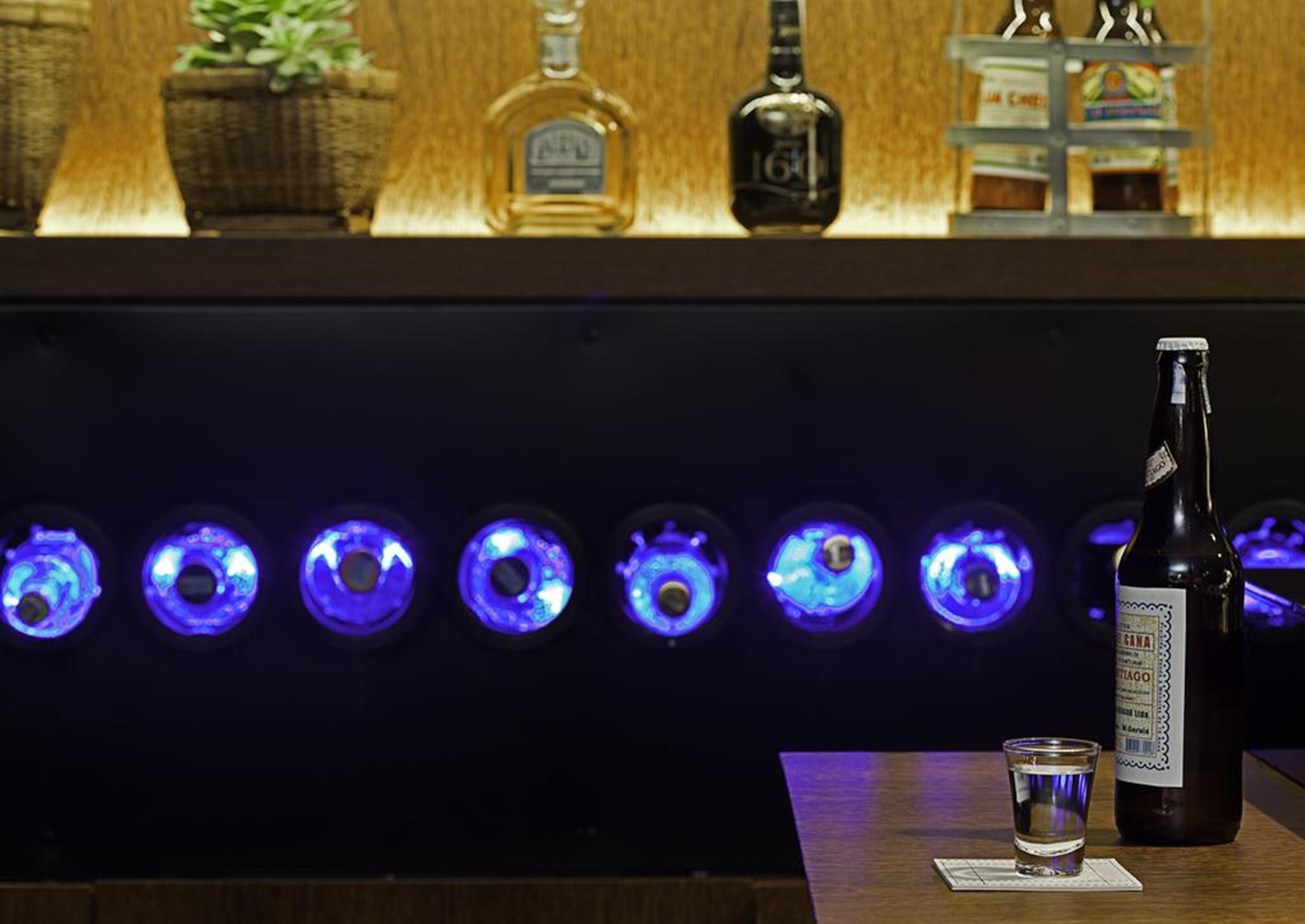 Pullman Sao Paulo Ibirapuera Hotel Exterior photo A wine cooler