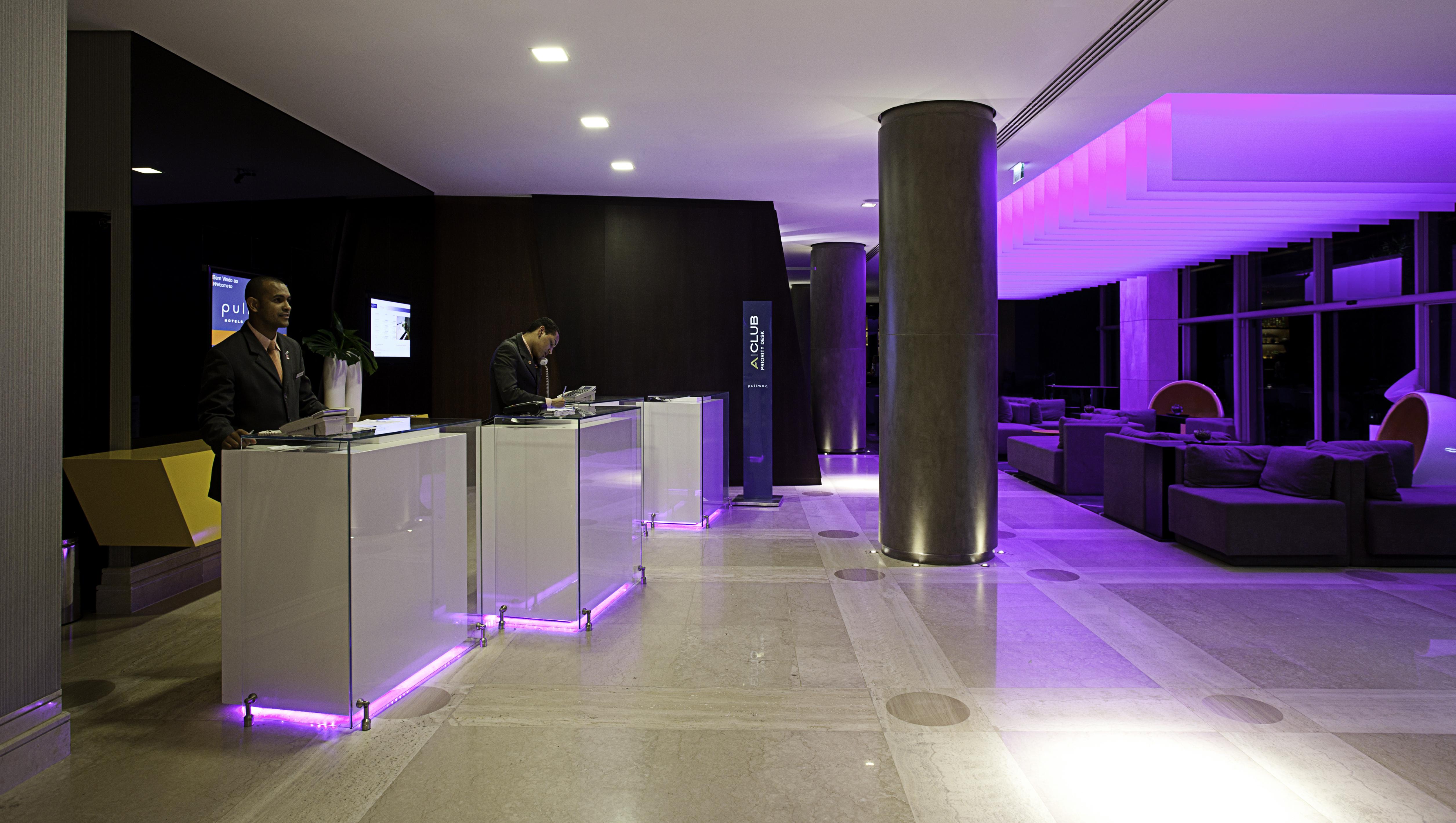 Pullman Sao Paulo Ibirapuera Hotel Exterior photo The lobby of the hotel